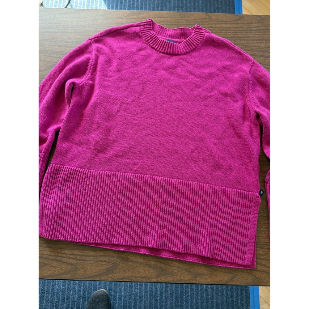 GAP Womens Fuchsia Pink Ribbed Hem Crewneck Sweater Size Medium Side Slit Knit